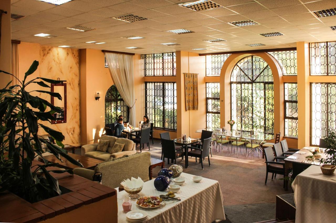 Tara Suites Nairobi Exteriör bild